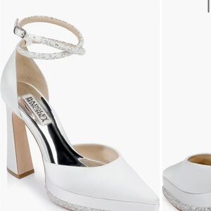 Badgley Mischka Collection Eliana Ankle Strap Platform Pointed Toe Pump